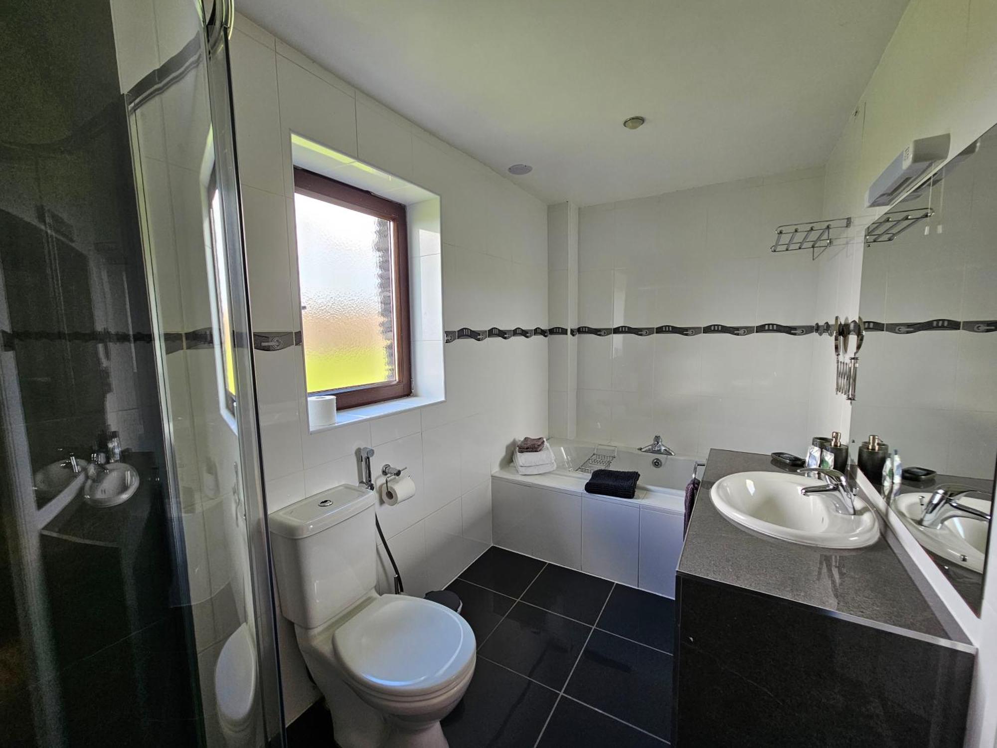 Fuchsia Lodge - New Luxury 5* Beachside Lodge With Sauna - 4 Beds Ensuite - Spectacular Location An Coireán Exterior foto